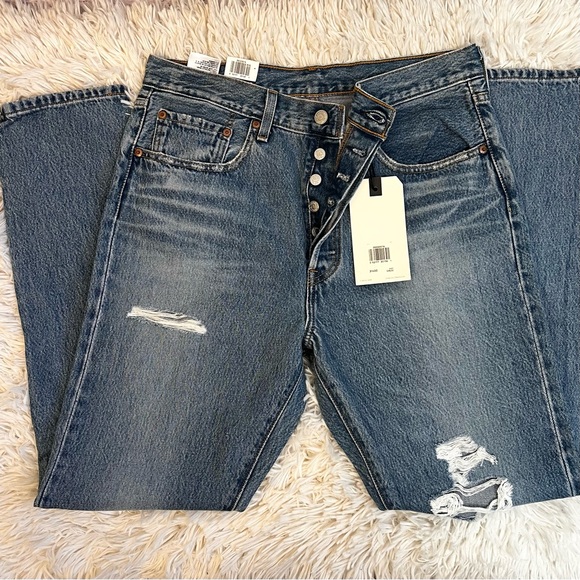 Levi's 501 Skinny Non Stretch Classic Blue Distressed Women's Jeans 31 X 30 NWT - Picture 4 of 14